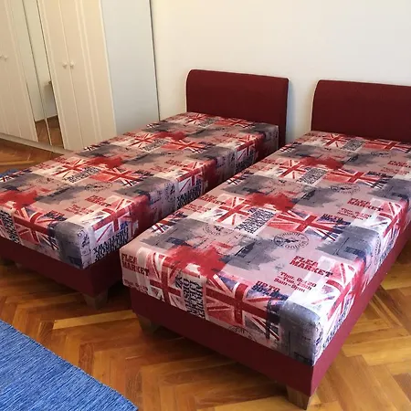 Irisz Apartament *